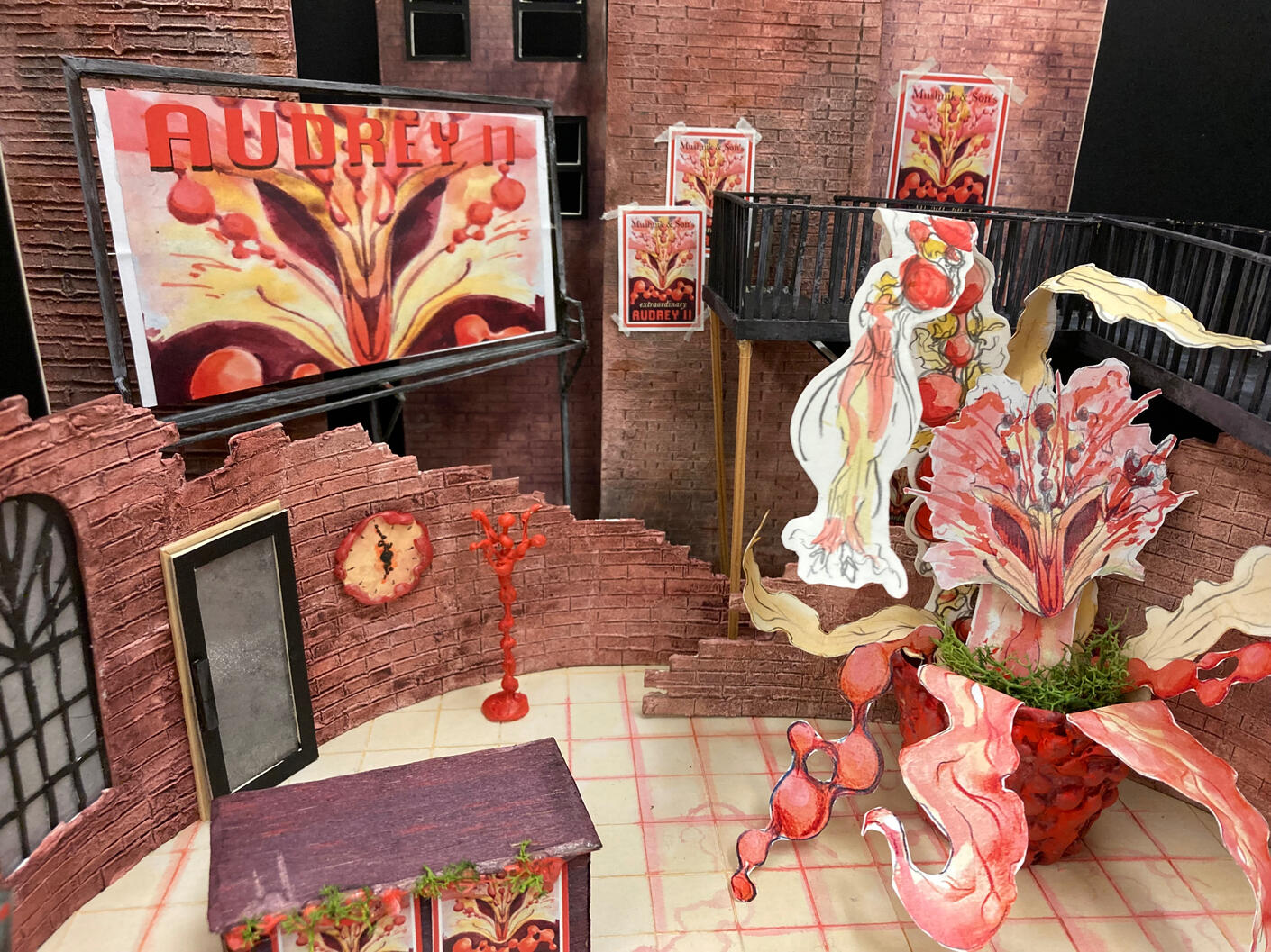 Model Box Set Design